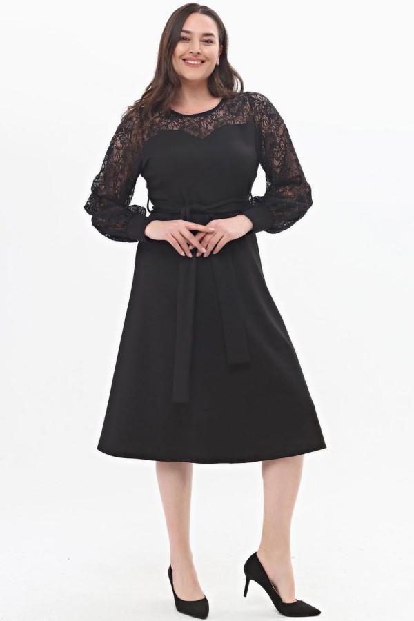 Elegantiška juoda suknelė