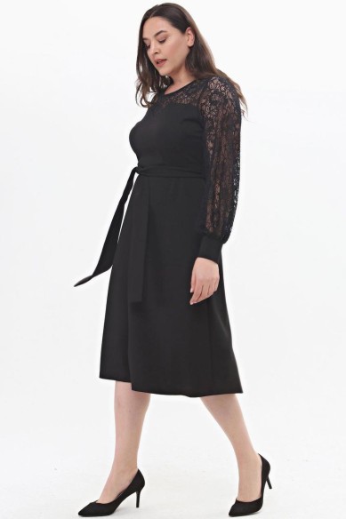 Elegantiška juoda suknelė