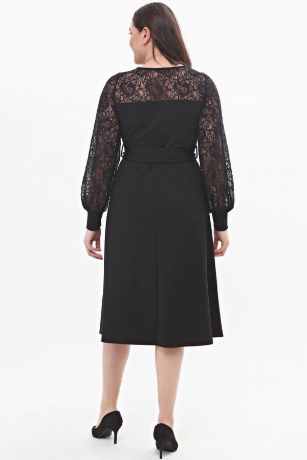 Elegantiška juoda suknelė