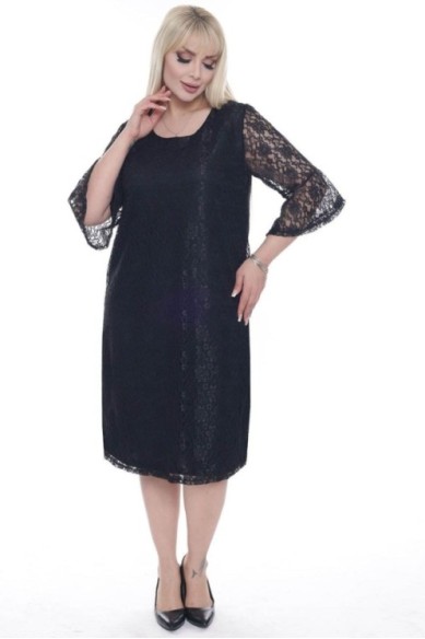 Juoda suknelė su nėriniais