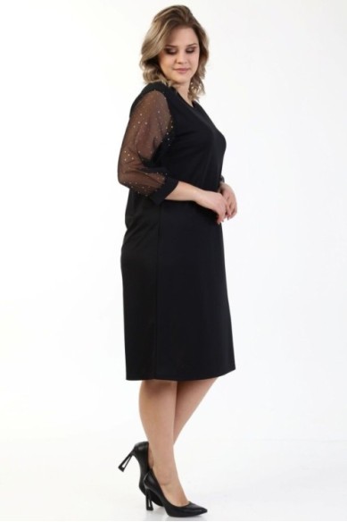 Juoda suknelė su 3/4 rankovėmis