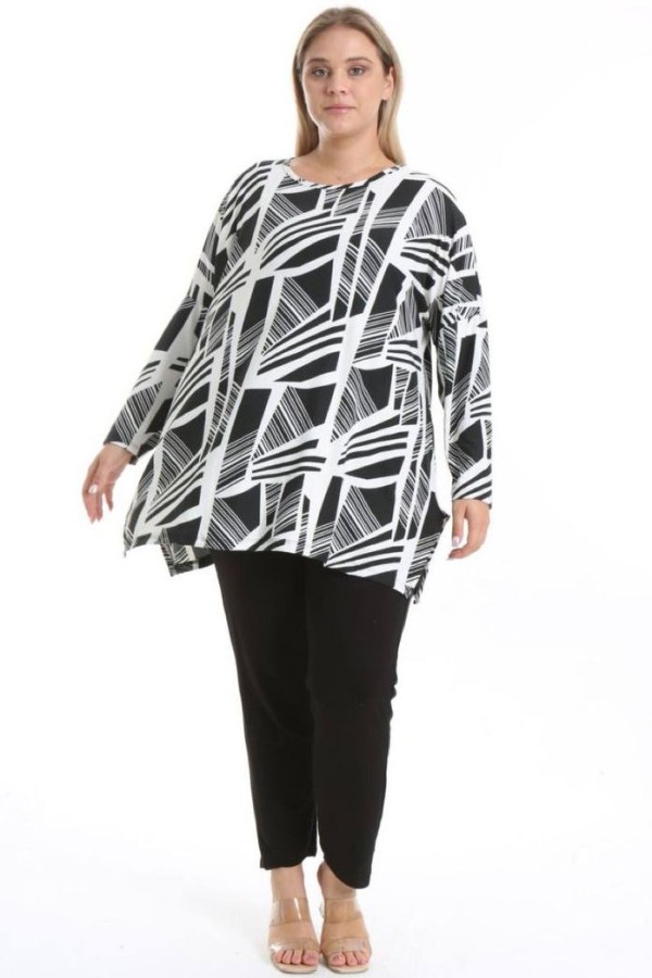 Marga didelių dydžių palaidinė