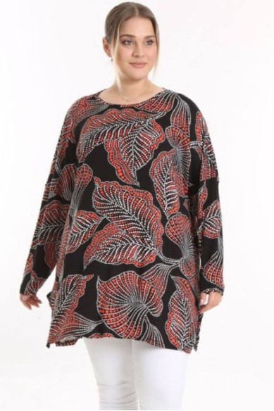 Marga didelių dydžių palaidinė