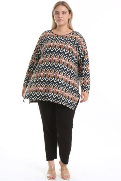 Marga didelių dydžių palaidinė