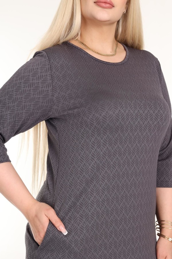 Klasikinė suknelė su kišenėmis