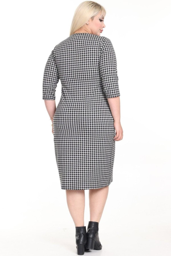 Klasikinė suknelė su kišenėmis