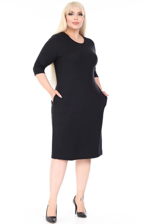 Klasikinė suknelė su kišenėmis