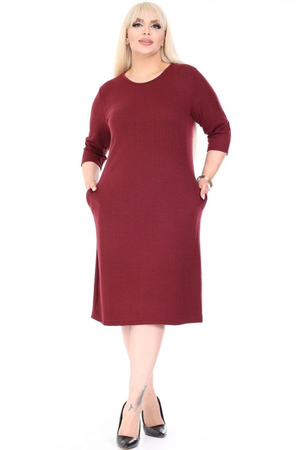 Klasikinė suknelė su kišenėmis