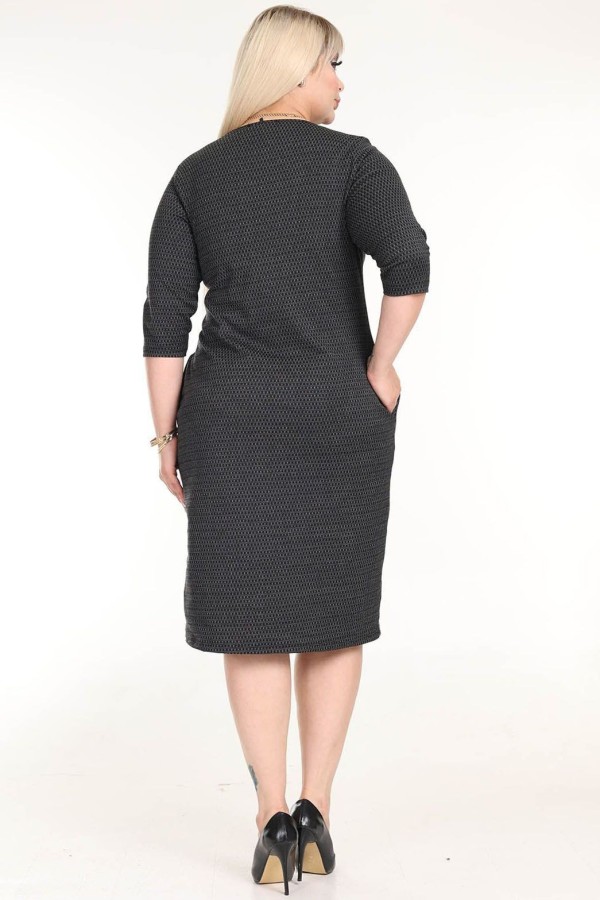 Klasikinė suknelė su kišenėmis