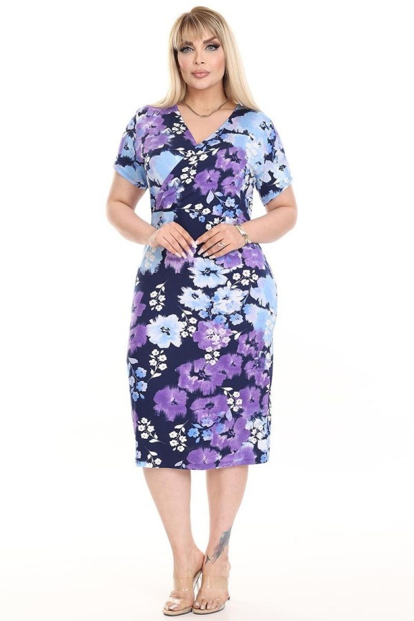 Gėlėta suknelė su gėlytėmis