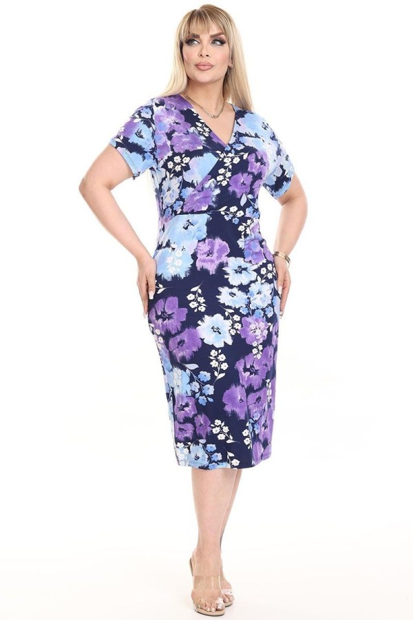 Gėlėta suknelė su gėlytėmis