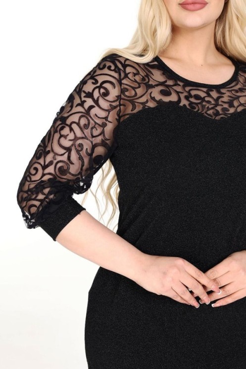 Klasikinė juoda suknelė 2