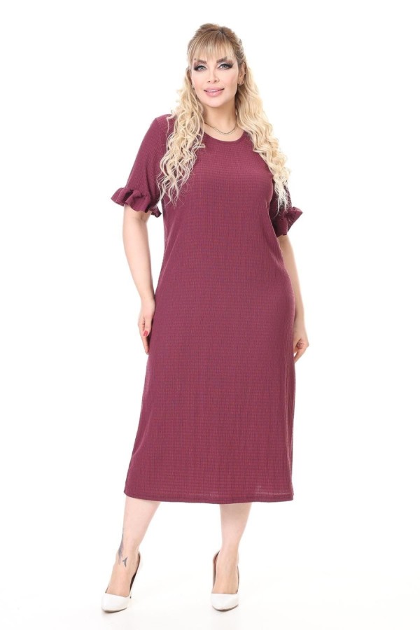 Bordo spalvos suknelė trumpomis rankovėmis