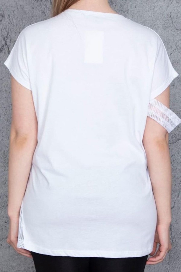 Stilingi baltos spalvos marškinėliai su užrašais