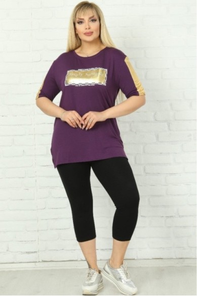 Stilinga violetinė palaidinė su aukso spalvos akcentais