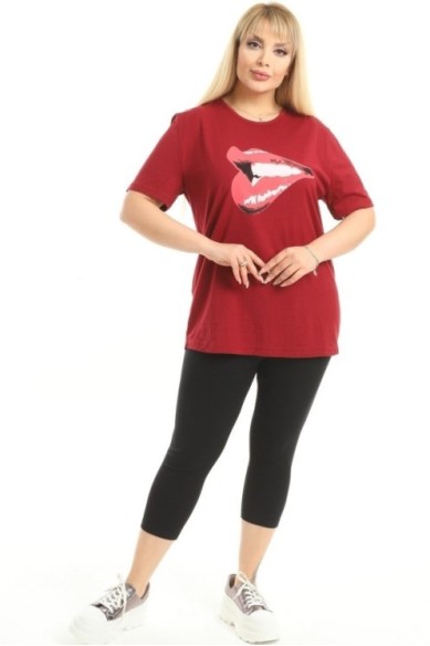 Raudoni marškinėliai trumpomis rankovėmis