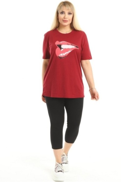 Raudoni marškinėliai trumpomis rankovėmis