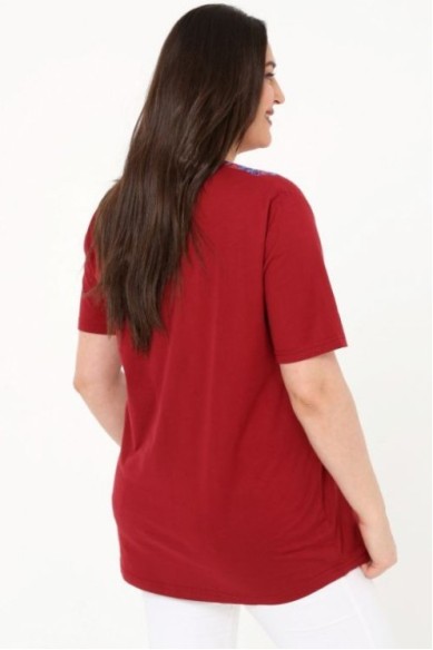 Bordinės spalvos marškinėliai iš medvilnės