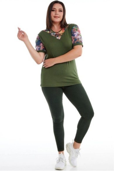 Puošni palaidinė trumpomis rankovėmis