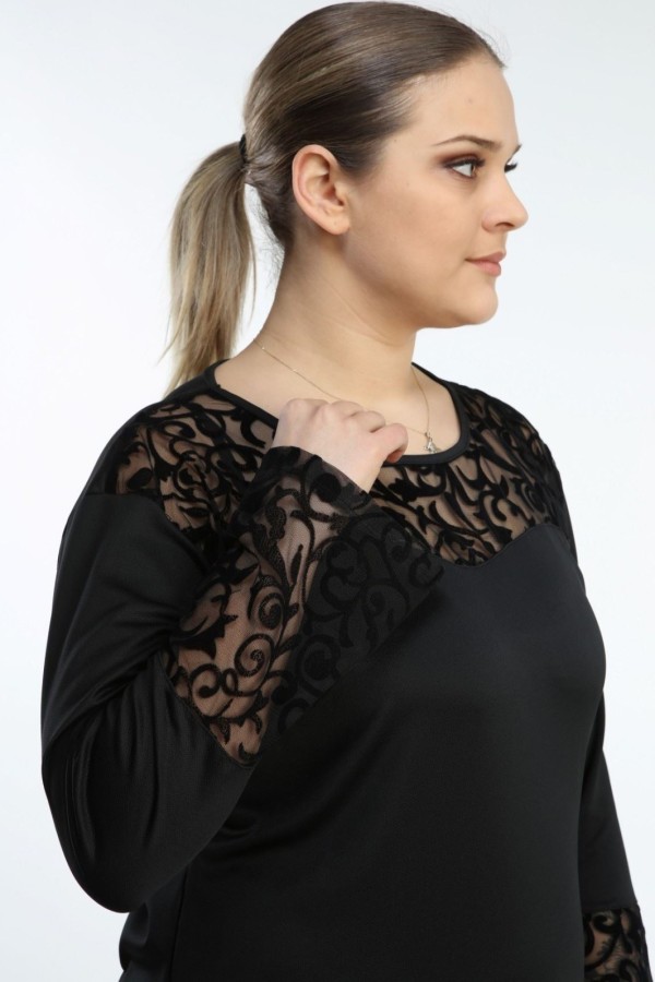 Juoda tunika su nėriniais