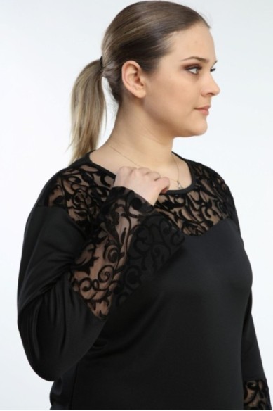 Juoda tunika su nėriniais