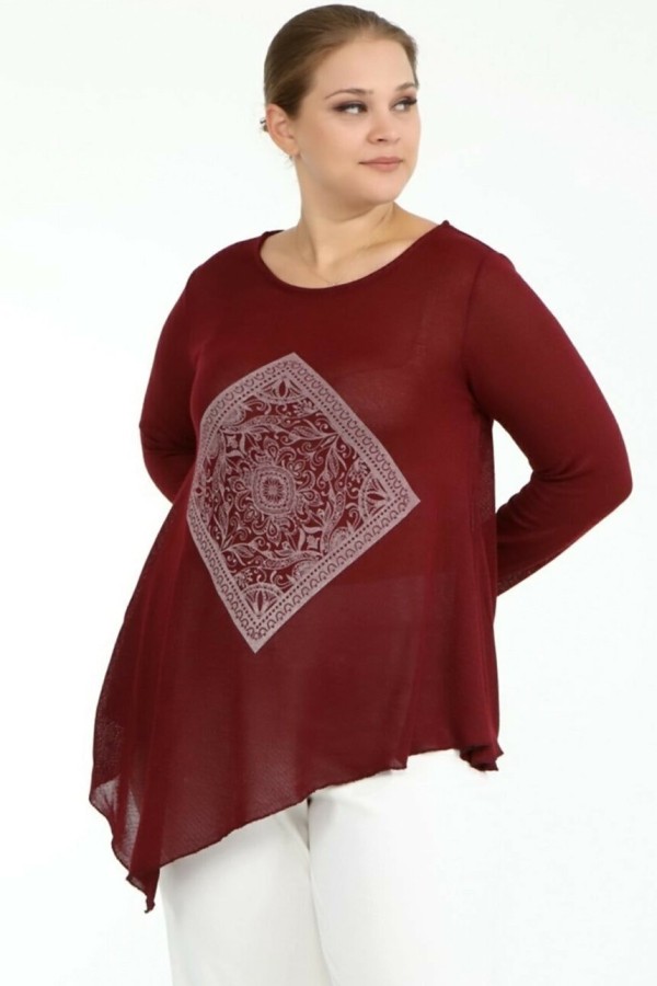 Moteriška palaidinė ilgomis rankovėmis su ornamentu