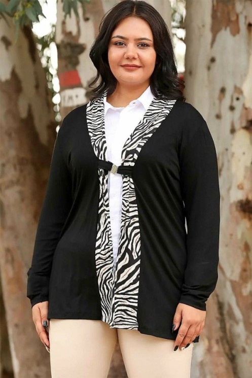 Kardigano stiliaus palaidinė su sagtimi