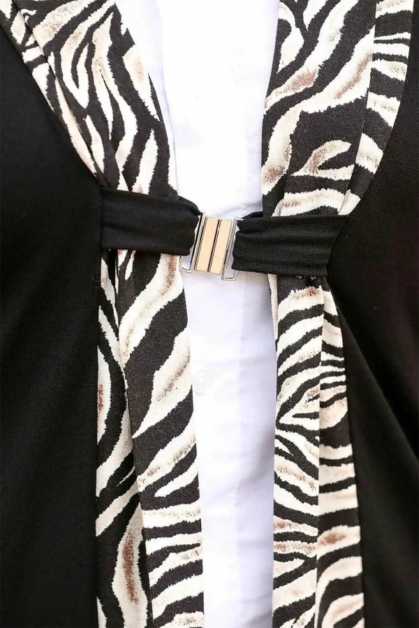 Kardigano stiliaus palaidinė su sagtimi