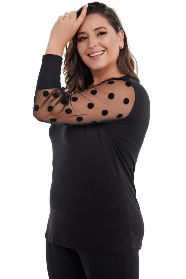 Elegantiška juoda palaidinė puošniomis rankovėmis