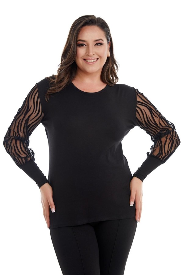 Elegantiška juoda palaidinė puošniomis rankovėmis