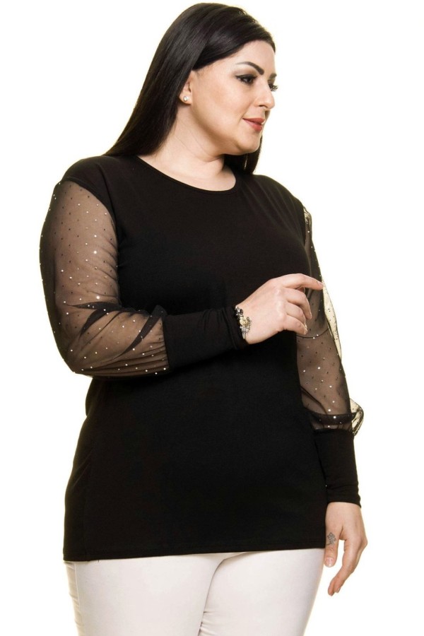 Elegantiška juoda palaidinė puošniomis rankovėmis
