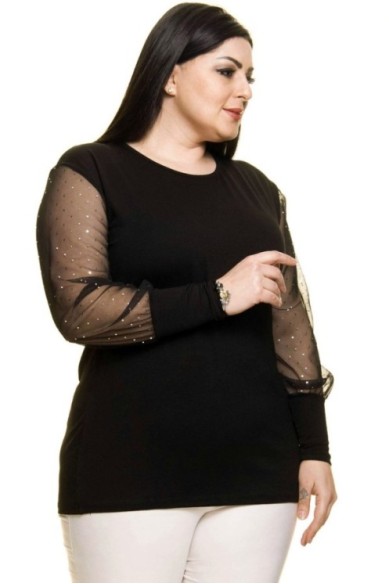 Elegantiška juoda palaidinė puošniomis rankovėmis