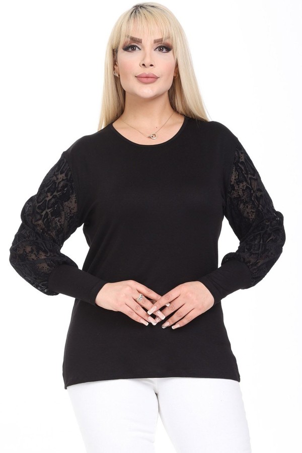 Elegantiška juoda palaidinė puošniomis rankovėmis