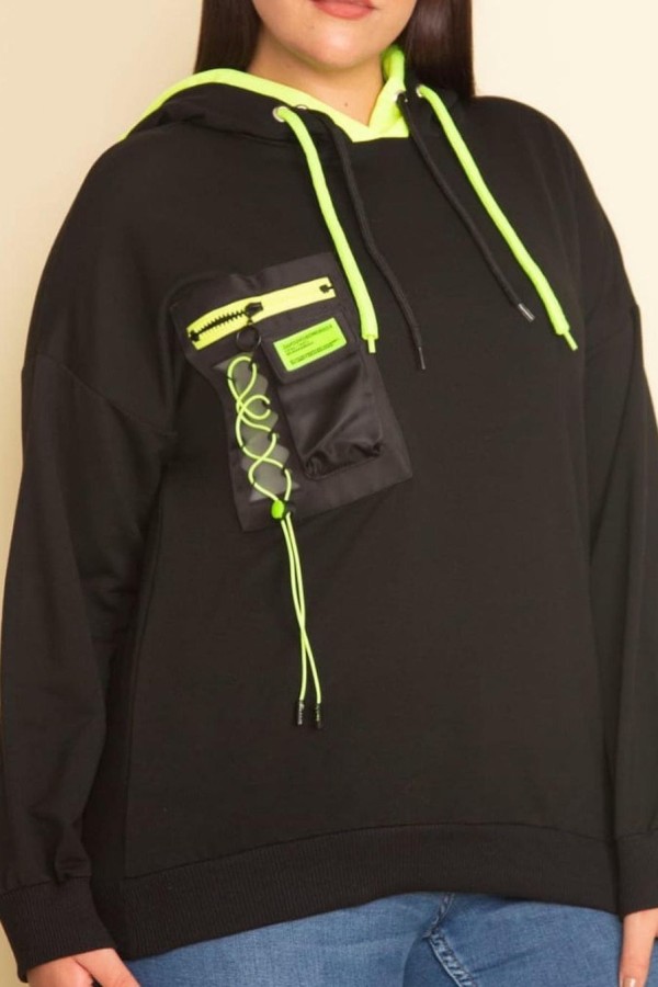 Stilingas oversized džemperis su kapišonu