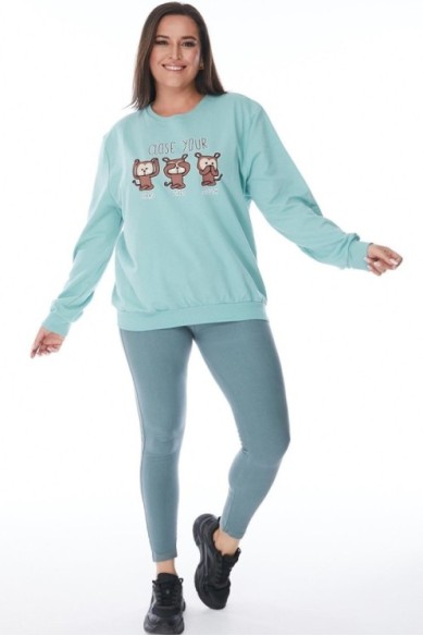 Mėtų spalvos bliuzonas su aplikacija