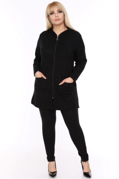 Paprastas juodas užtraukiamas džemperis moterims