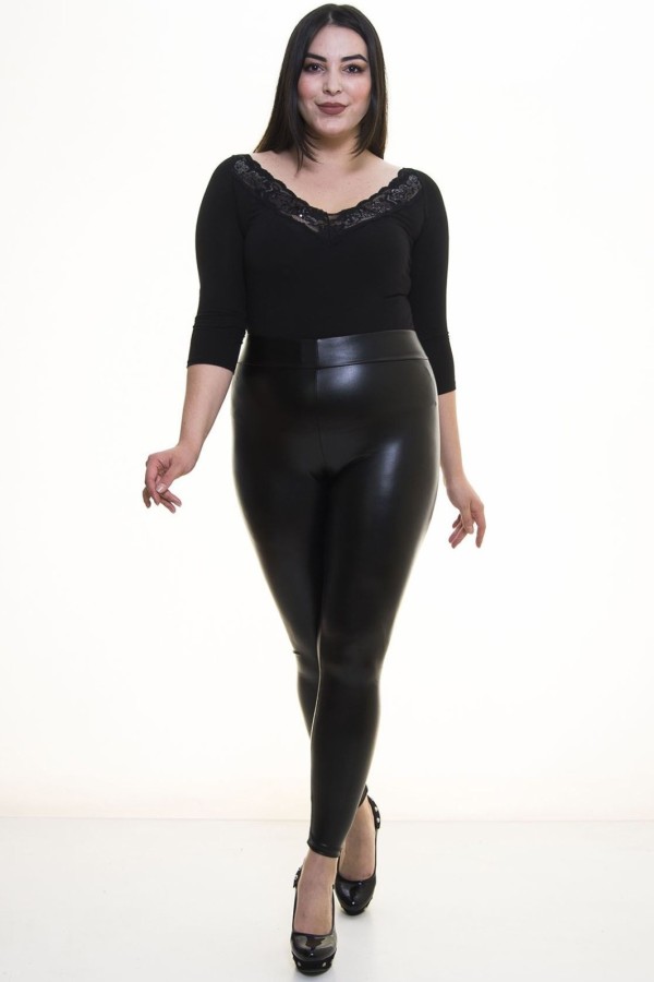 Juodos odos imitacijos kelnės