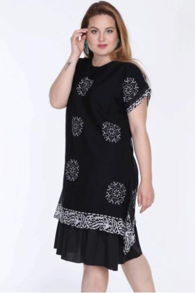 Dvisluoksnė medvilnės suknelė apkūnioms