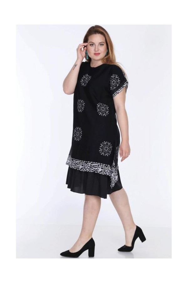 Dvisluoksnė medvilnės suknelė apkūnioms