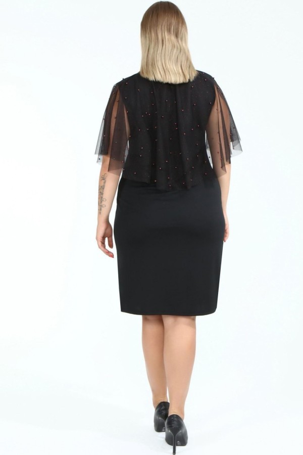 Puošni suknelė su bordiniais karoliukais