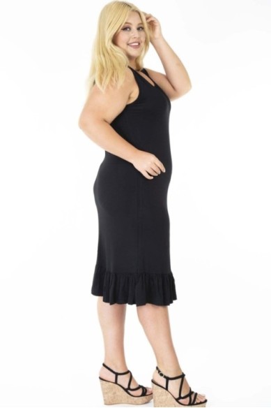 Juoda suknelė be rankovių