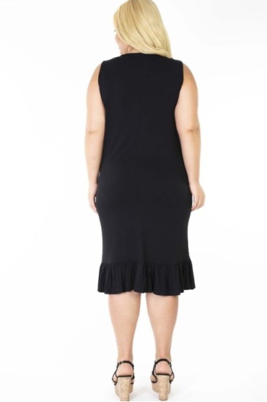 Juoda suknelė be rankovių