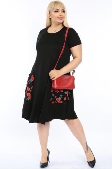 XL dydžių suknelė su gėlėtomis kišenėmis