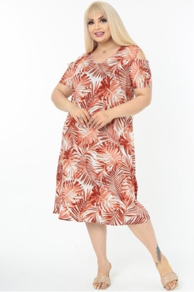 Lengva vasariška suknelė su raštais