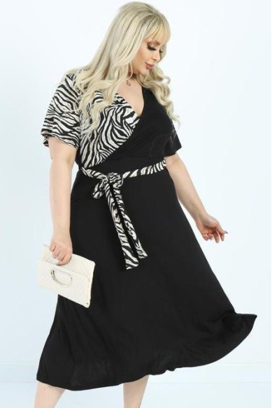 Elegantiška suknelė su dirželiu