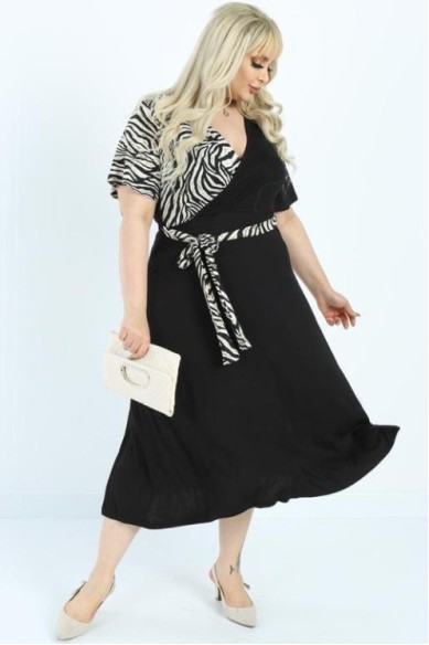 Elegantiška suknelė su dirželiu