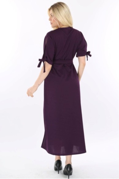 Ilga tamsiai violetinė suknelė su dirželiu