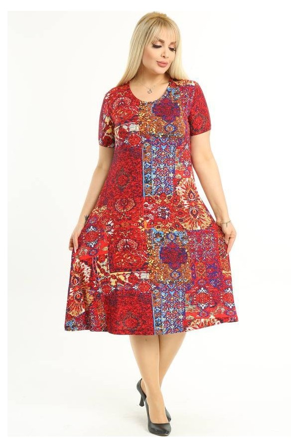 Marga suknelė su raštais