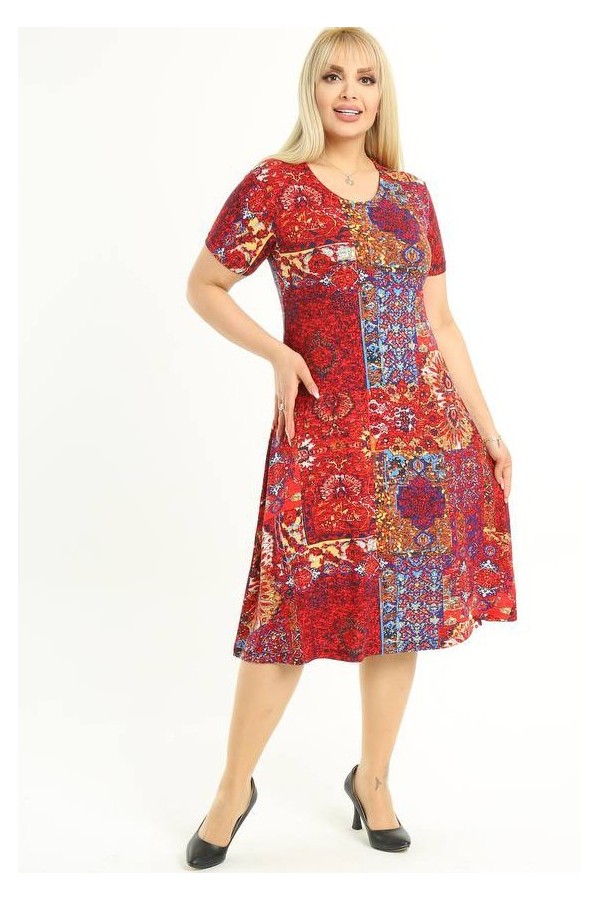 Marga suknelė su raštais