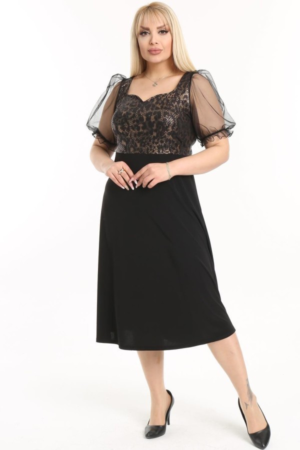 Puošni suknelė pūstomis tiulo rankovėlėmis